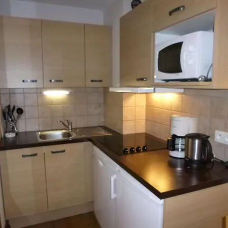 Appartement à Avec Wifi Et Parking, Animaux Acceptés - Fr-1-512-245 *